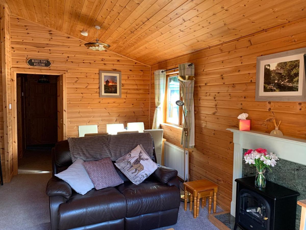 Immaculate 3-Bed Lodge In Hawick Exterior foto